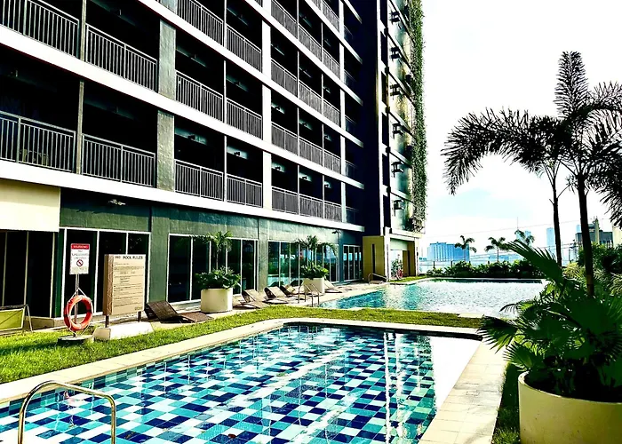 High Rise With Balcony, Pool, Skygarden, Grand Lobby And Working Lounge 28f *